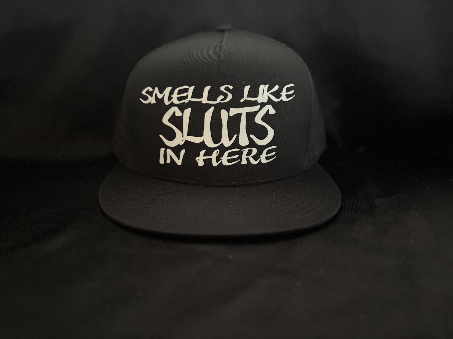 Smells Like Sluts Hat Black