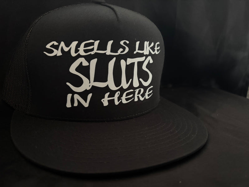 Smells Like Sluts Hat Black